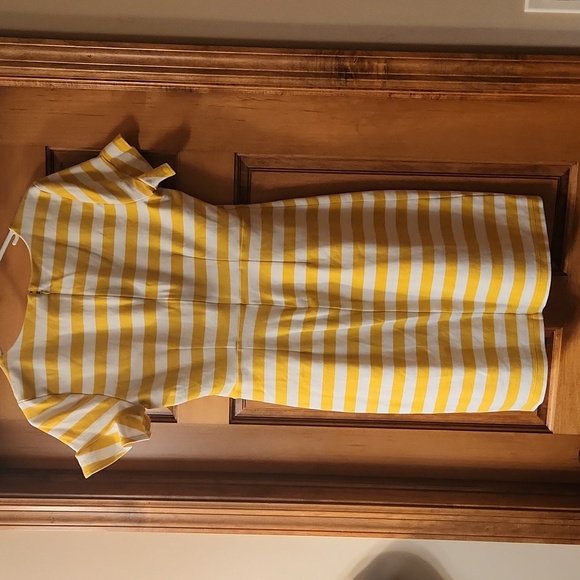 Old Navy short sleeve yellow and white stripe midi dress size medium - Picture 4 of 7